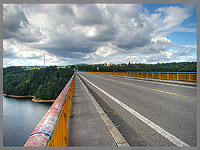 ákovský most